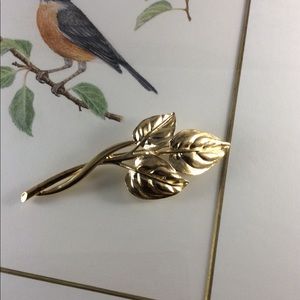 Vintage Trifari Leaf and Branch Gold Tone Brooch